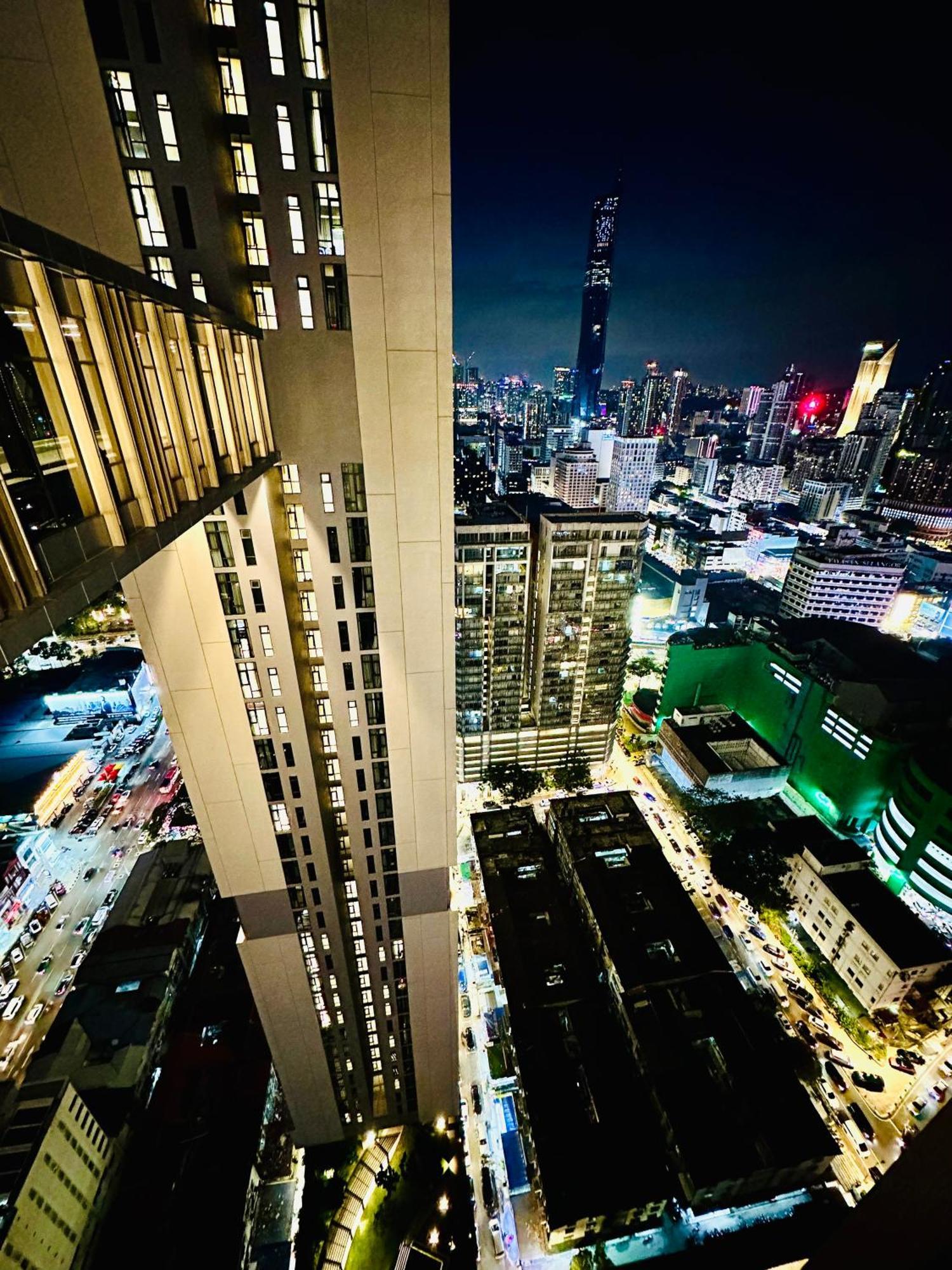 Апартаменты Axon Infinity Pool Kl Куала-Лумпур Экстерьер фото